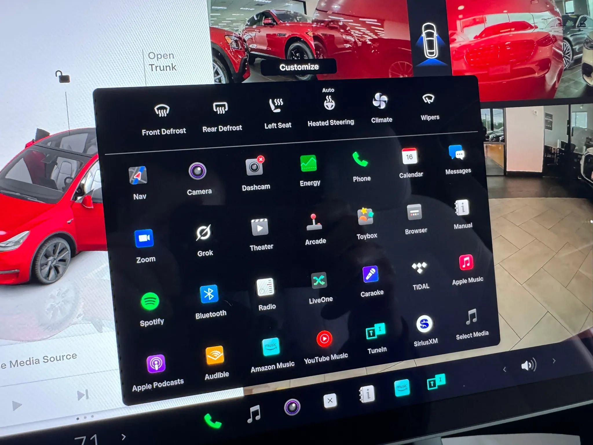 Used 2024 Tesla Model Y Long Range image 23