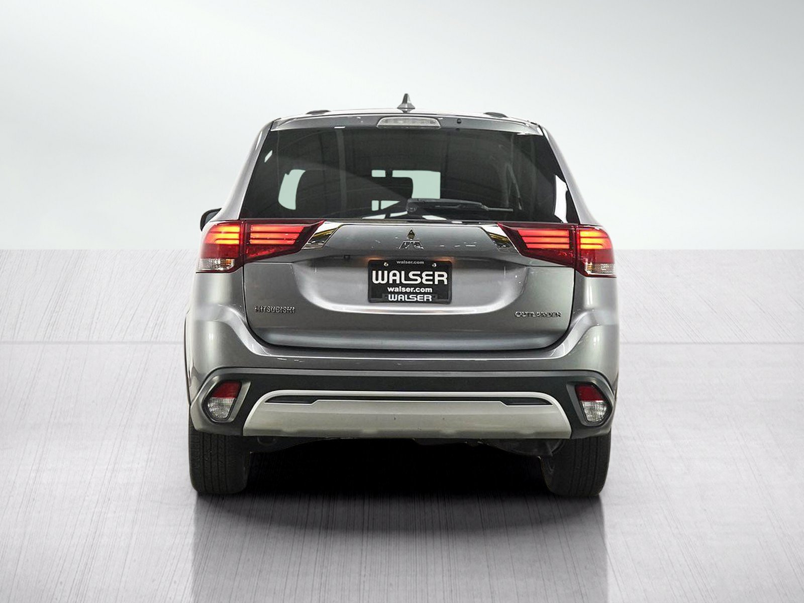 Used 2019 Mitsubishi Outlander ES AWD/4WD image 4