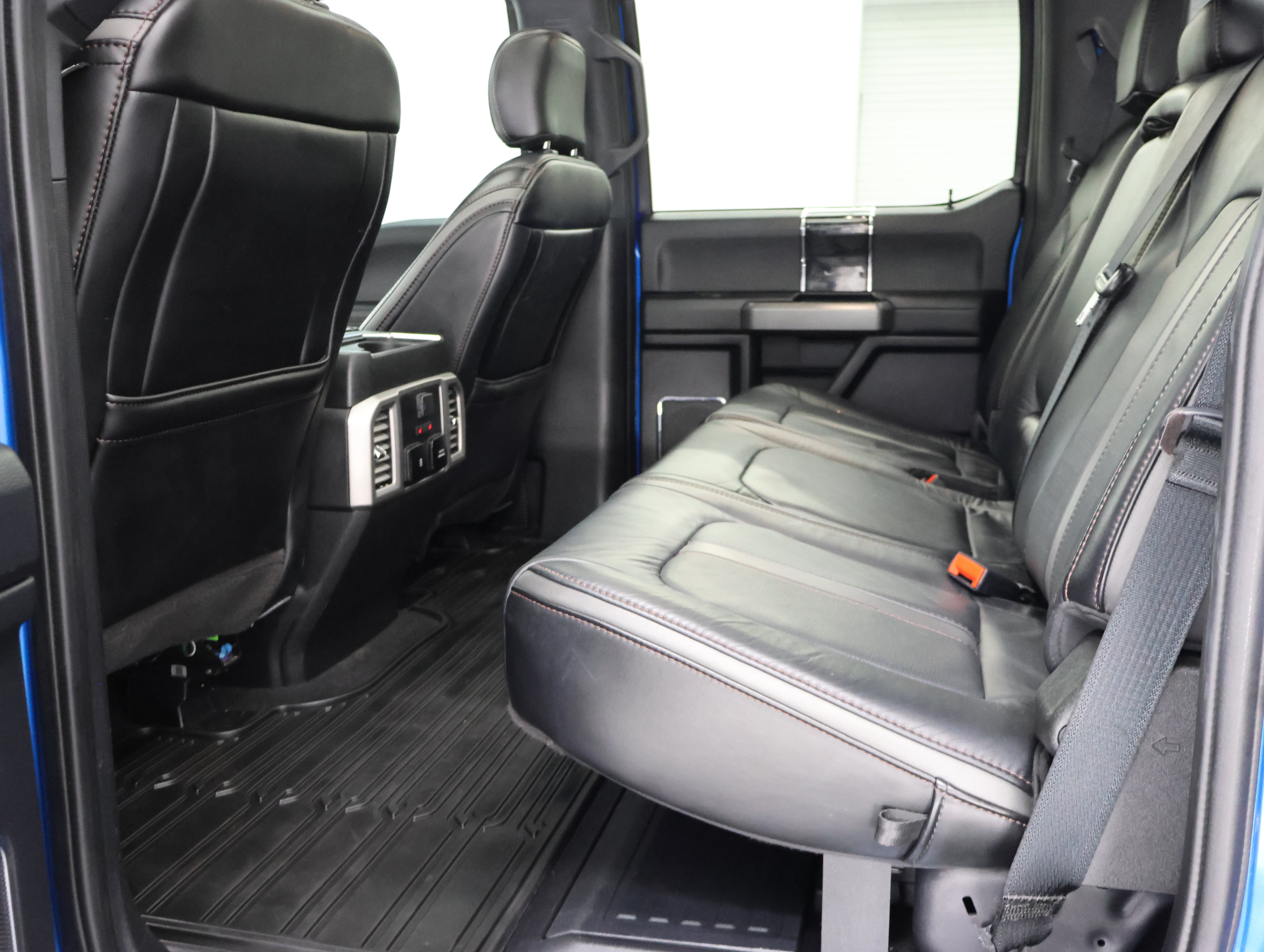 Used 2020 Ford F250 Platinum AWD/4WD image 9