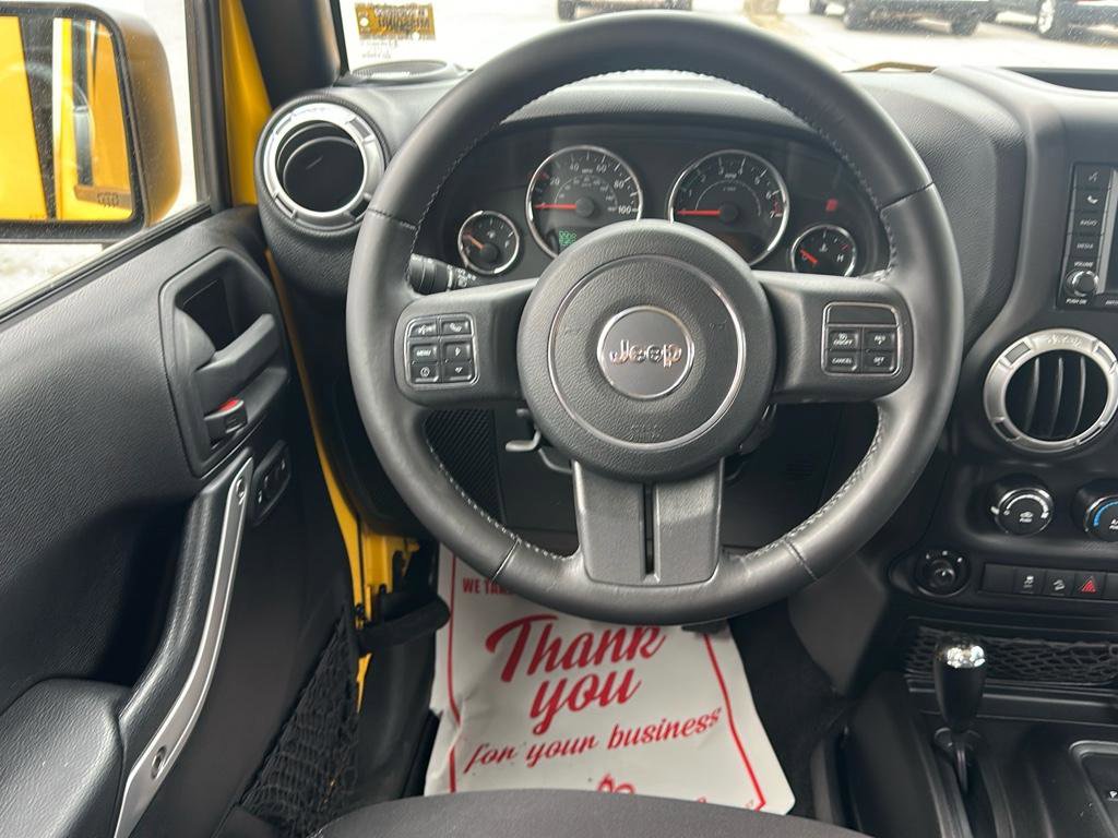Used 2015 Jeep Wrangler Unlimited Sahara w/ Dual Top Group image 9