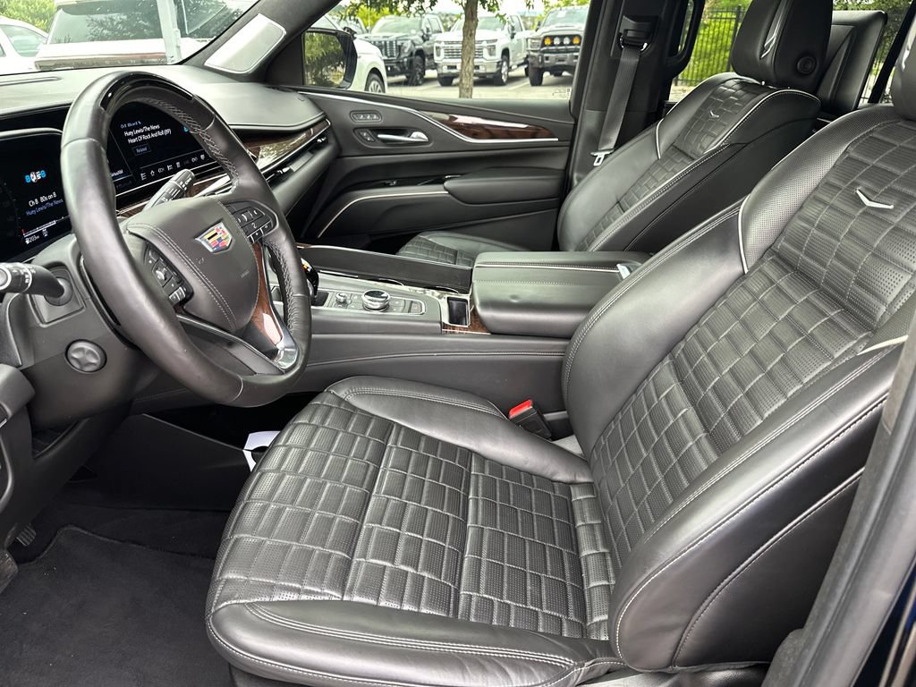 Used 2021 Cadillac Escalade Sport Platinum AWD/4WD image 18