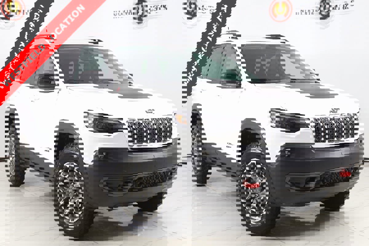 Used 2022 Jeep Cherokee Trailhawk w/ Comfort/Convenience Group image 1