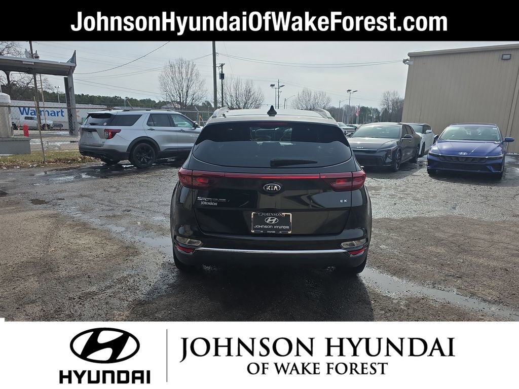 Used 2021 Kia Sportage EX w/ EX Technology Package image 16