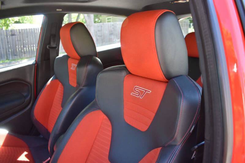 Used 2015 Ford Fiesta ST w/ ST Recaro Package FWD image 40