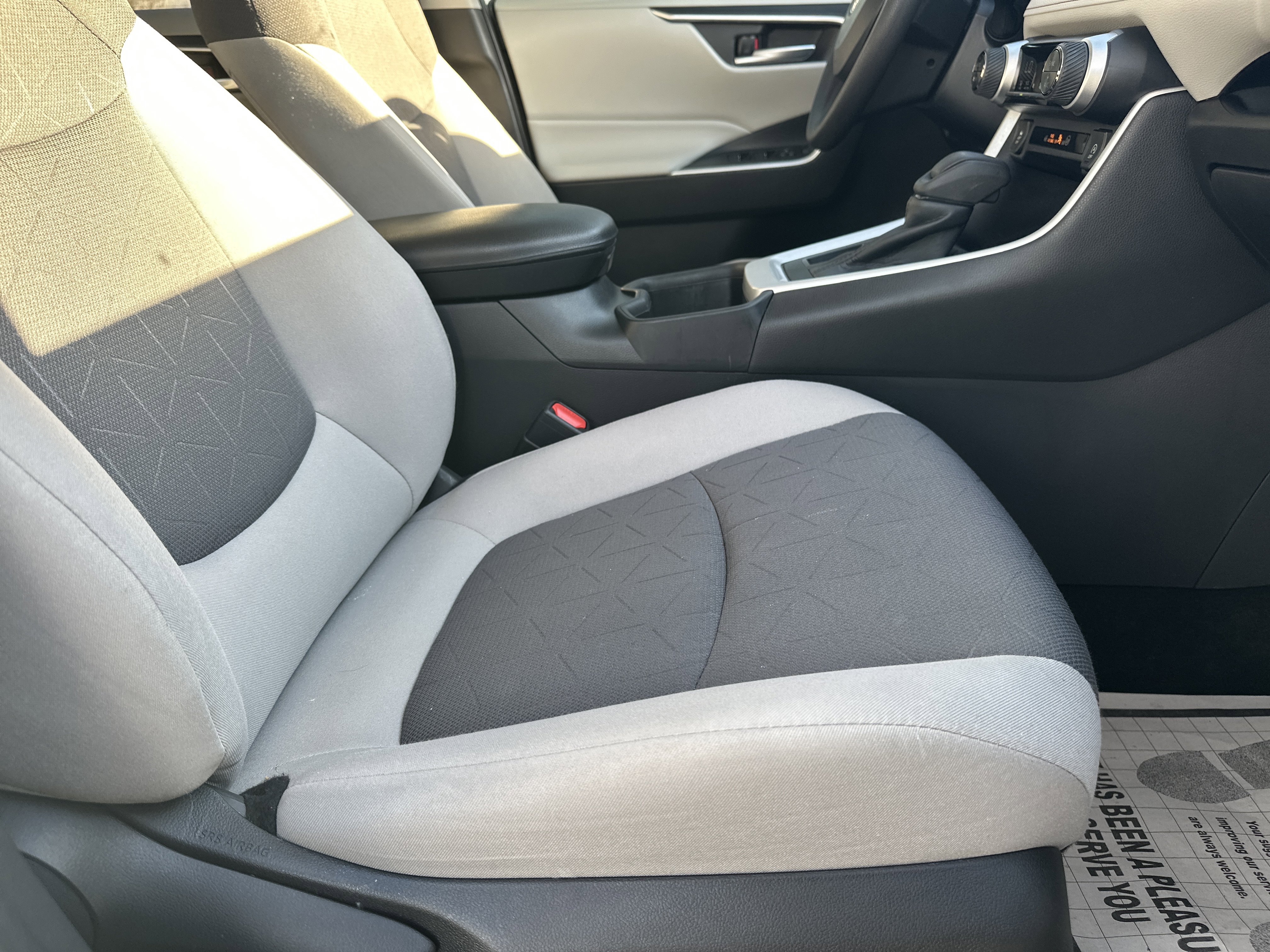 Used 2023 Toyota RAV4 XLE image 14