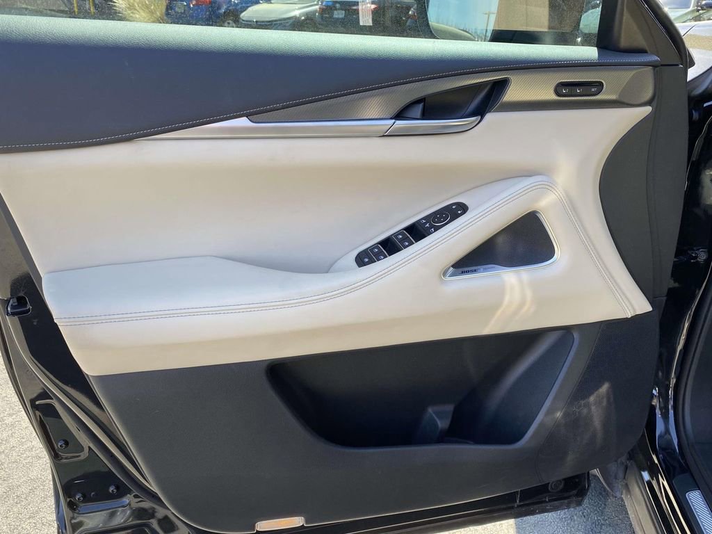 Used 2023 INFINITI QX60 Luxe w/ Vision Package image 19