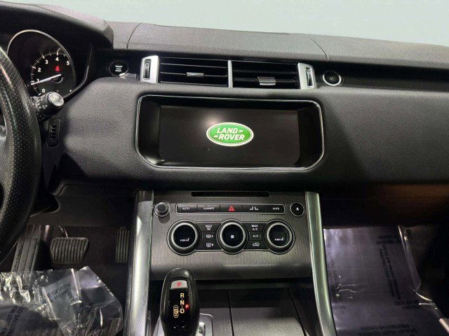 Used 2017 Land Rover Range Rover Sport HSE image 22