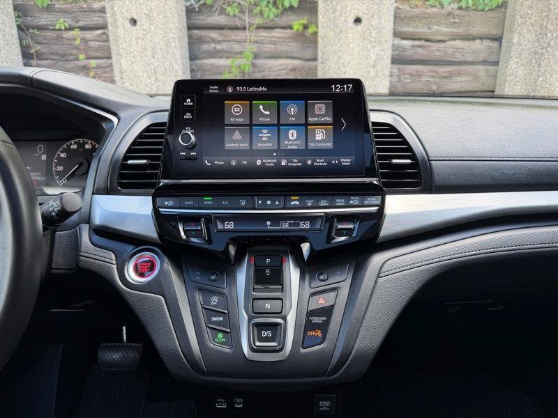 Used 2025 Honda Odyssey EX-L image 12