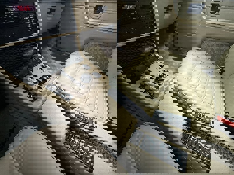 Used 1987 BMW 635CSi Coupe image 22