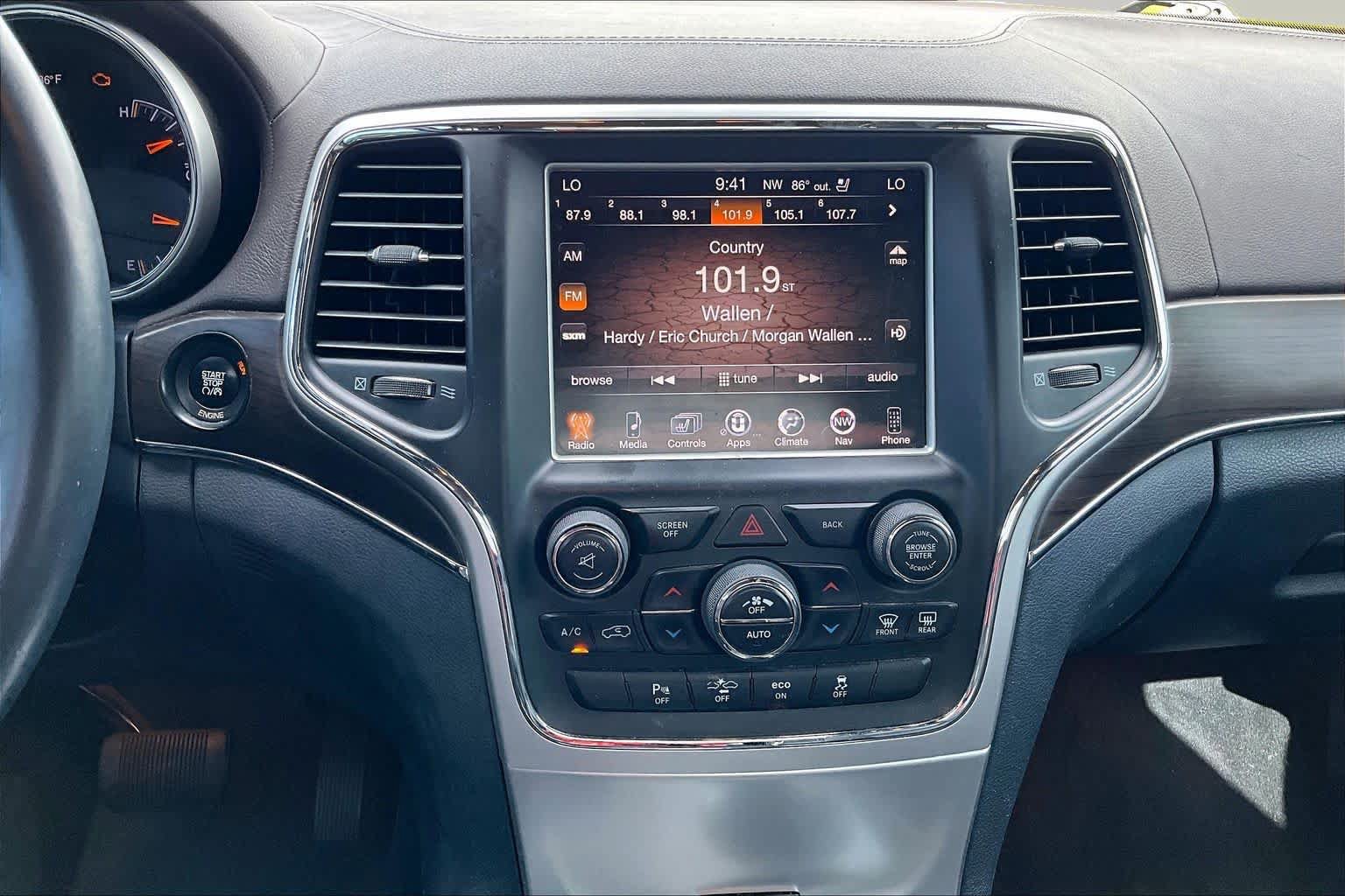 Used 2014 Jeep Grand Cherokee Overland w/ Advanced Technology Group AWD/4WD image 7