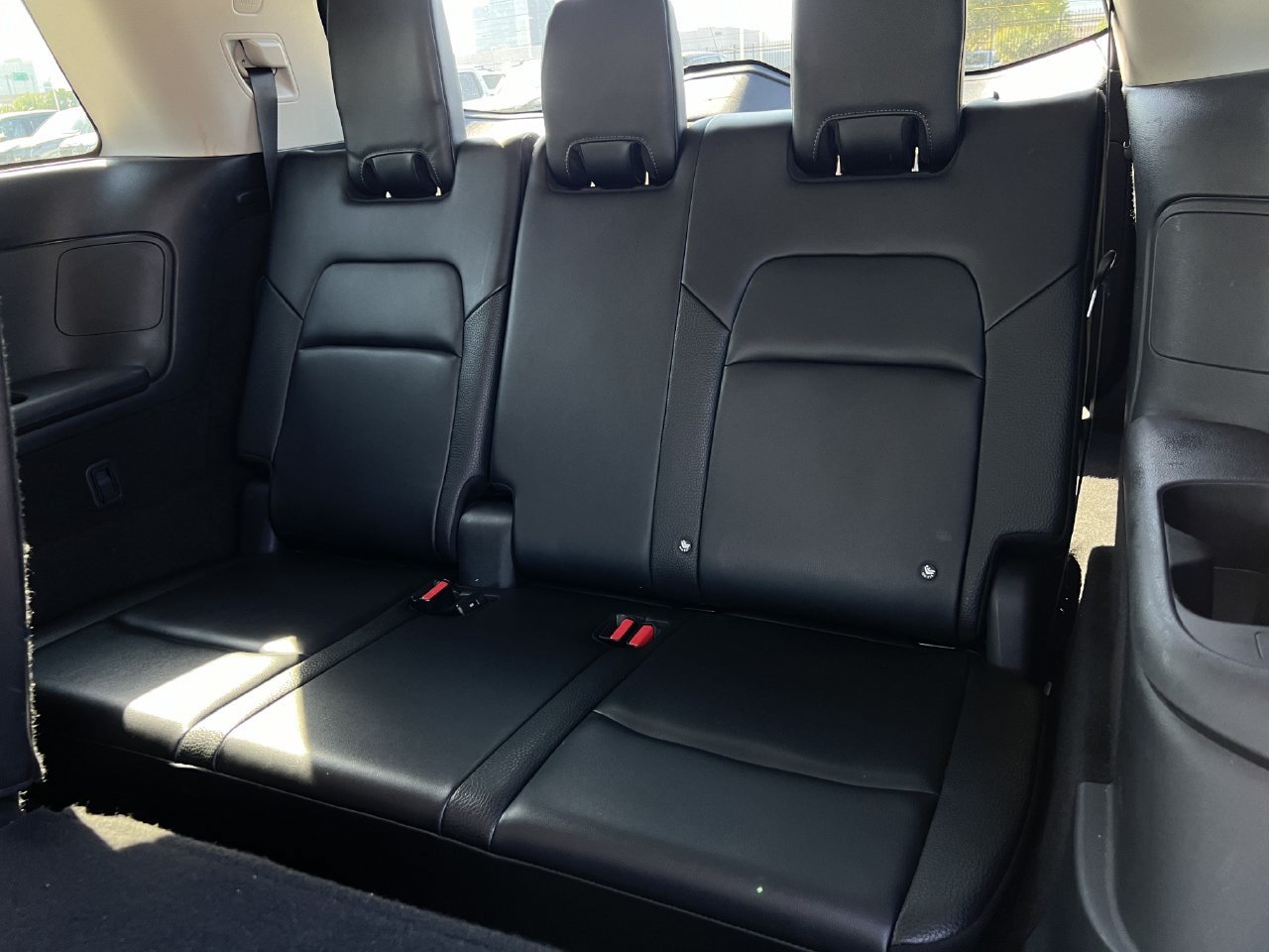 Used 2023 Nissan Pathfinder SL AWD/4WD image 21