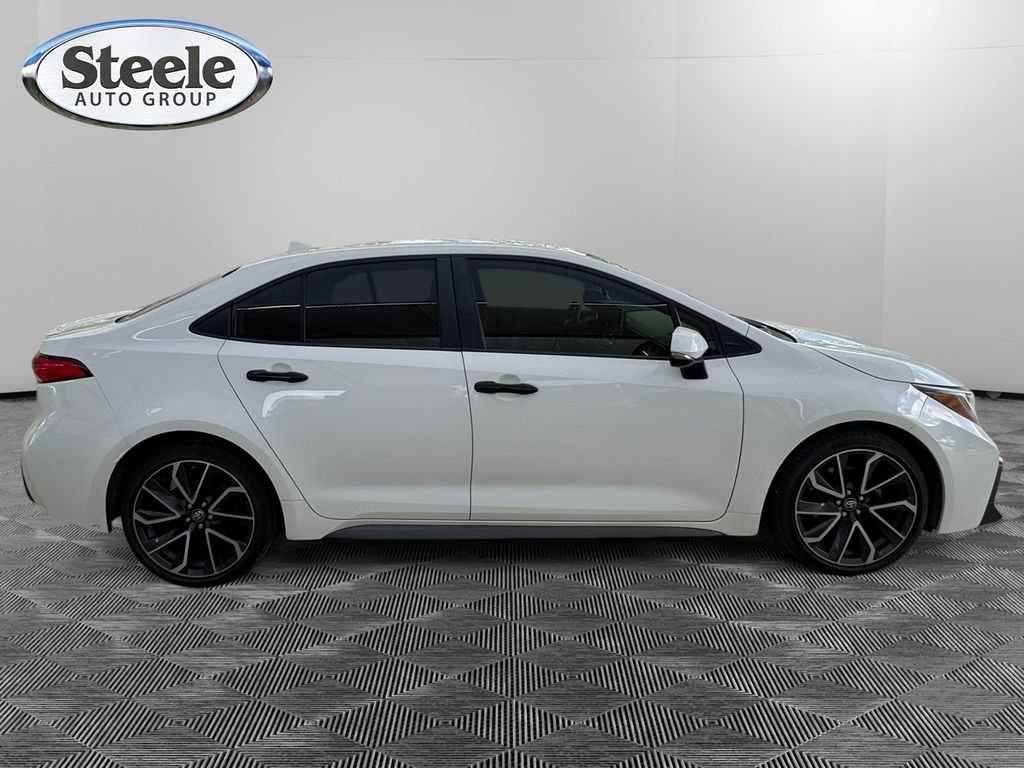 Used 2020 Toyota Corolla SE FWD image 6