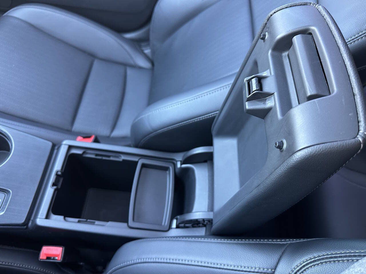 Used 2023 Honda Civic Touring image 35