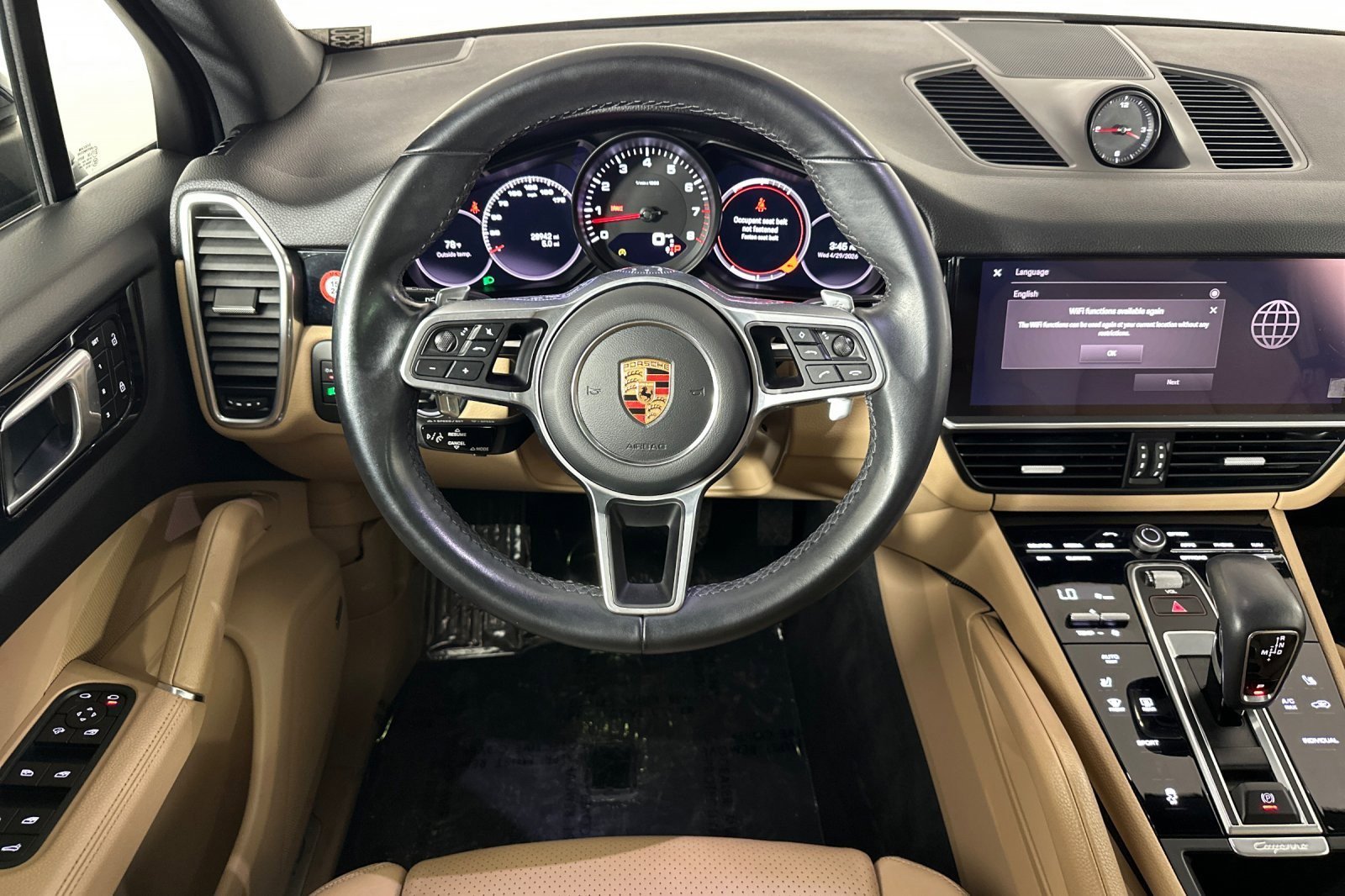 Used 2022 Porsche Cayenne Platinum Edition AWD/4WD image 13