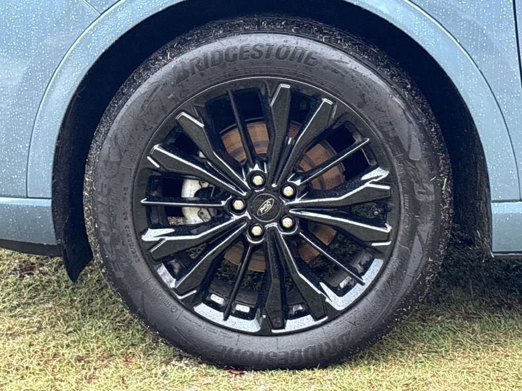 Certified 2023 Ford Escape ST-Line Elite AWD/4WD image 14