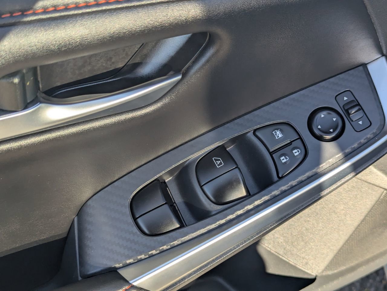 Certified 2025 Nissan Sentra SR w/ SR Premium Package image 22