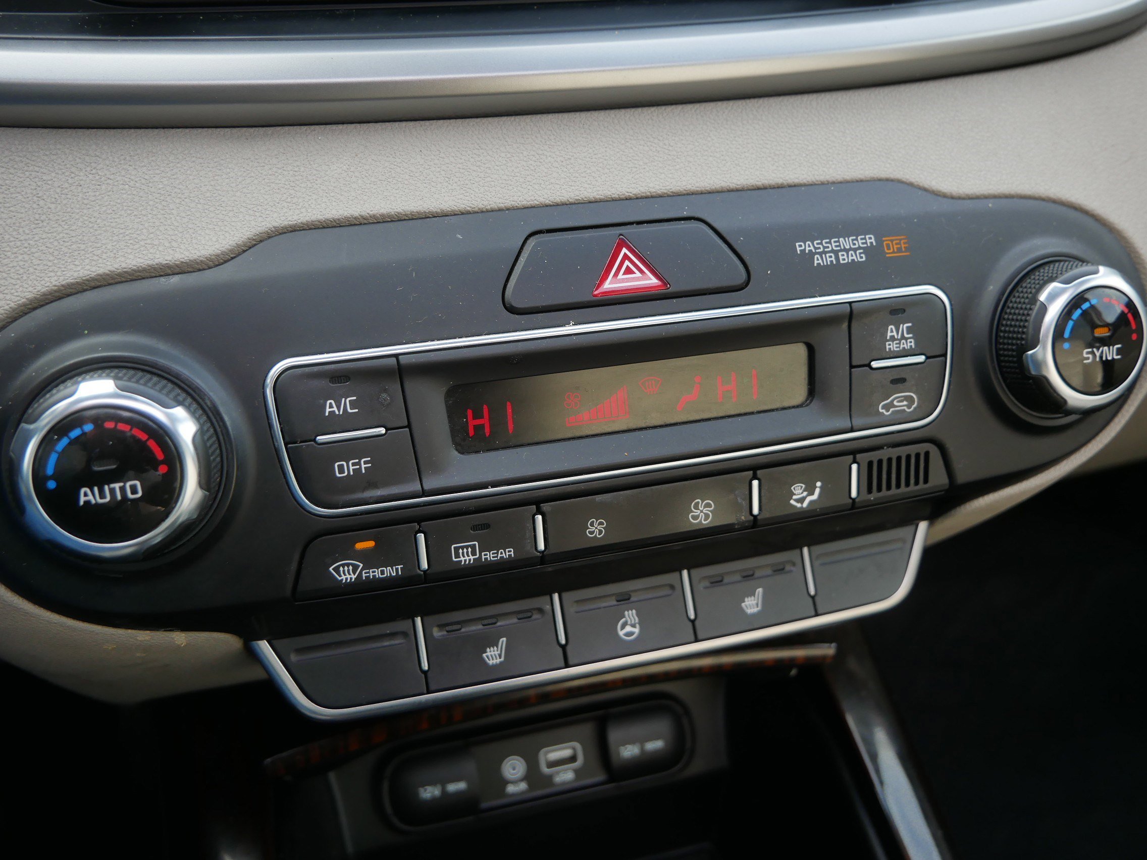 Used 2019 Kia Sorento EX w/ EX Touring Package image 32