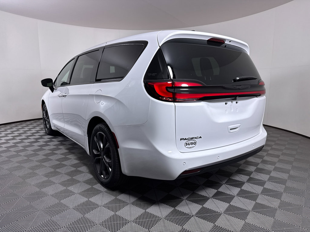 New 2026 Chrysler Pacifica Select image 22