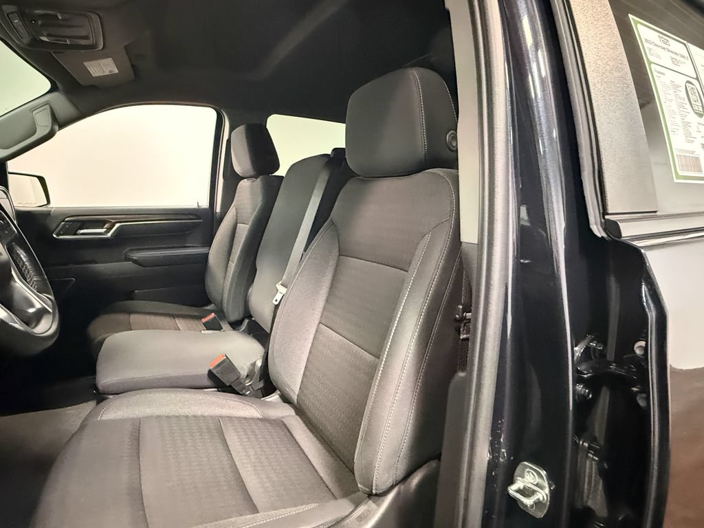 Used 2023 Chevrolet Silverado 1500 LT AWD/4WD image 59