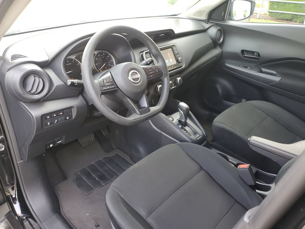 Certified 2025 Nissan Kicks Play S FWD image 21