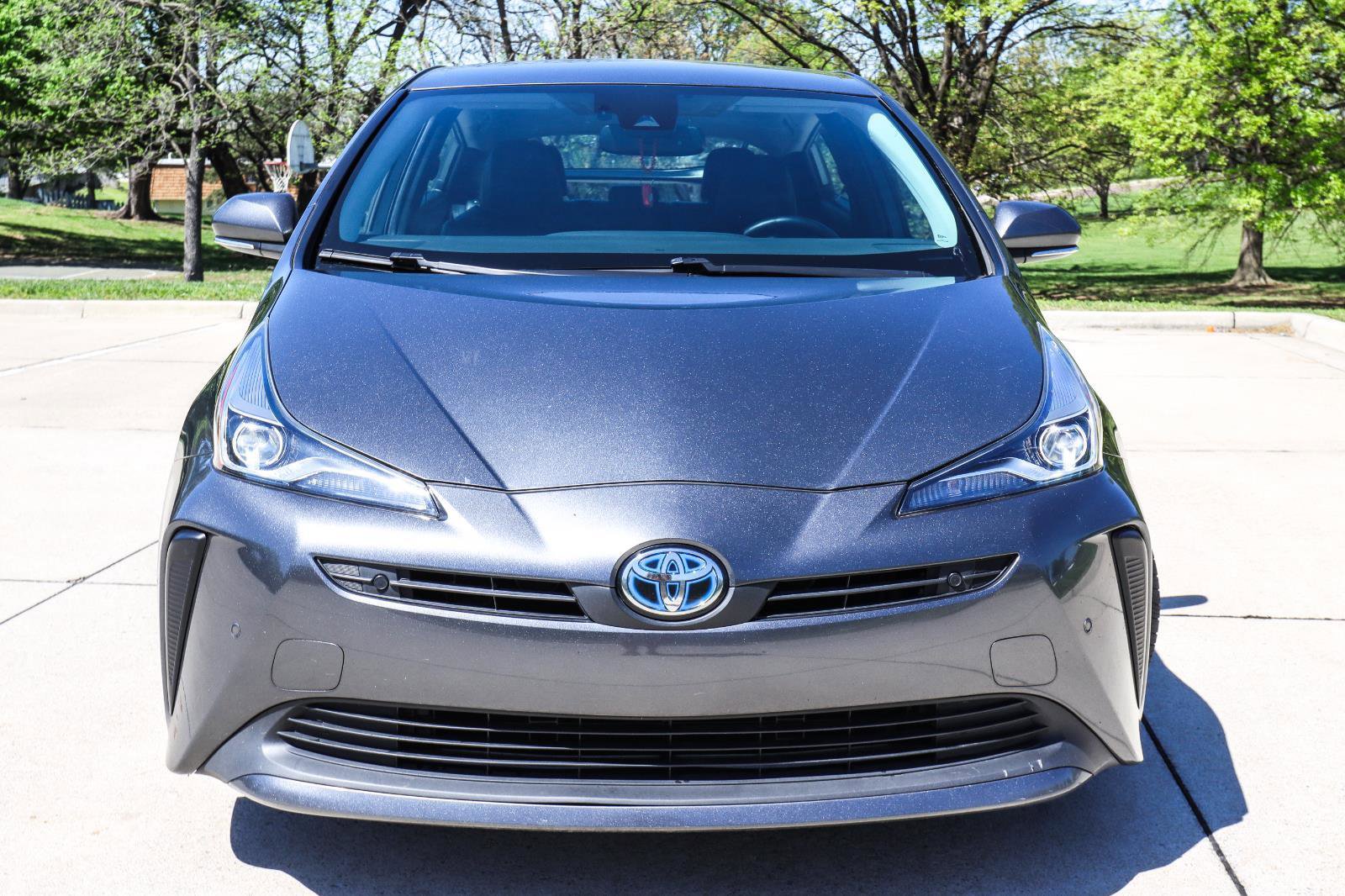 Used 2021 Toyota Prius XLE FWD image 16