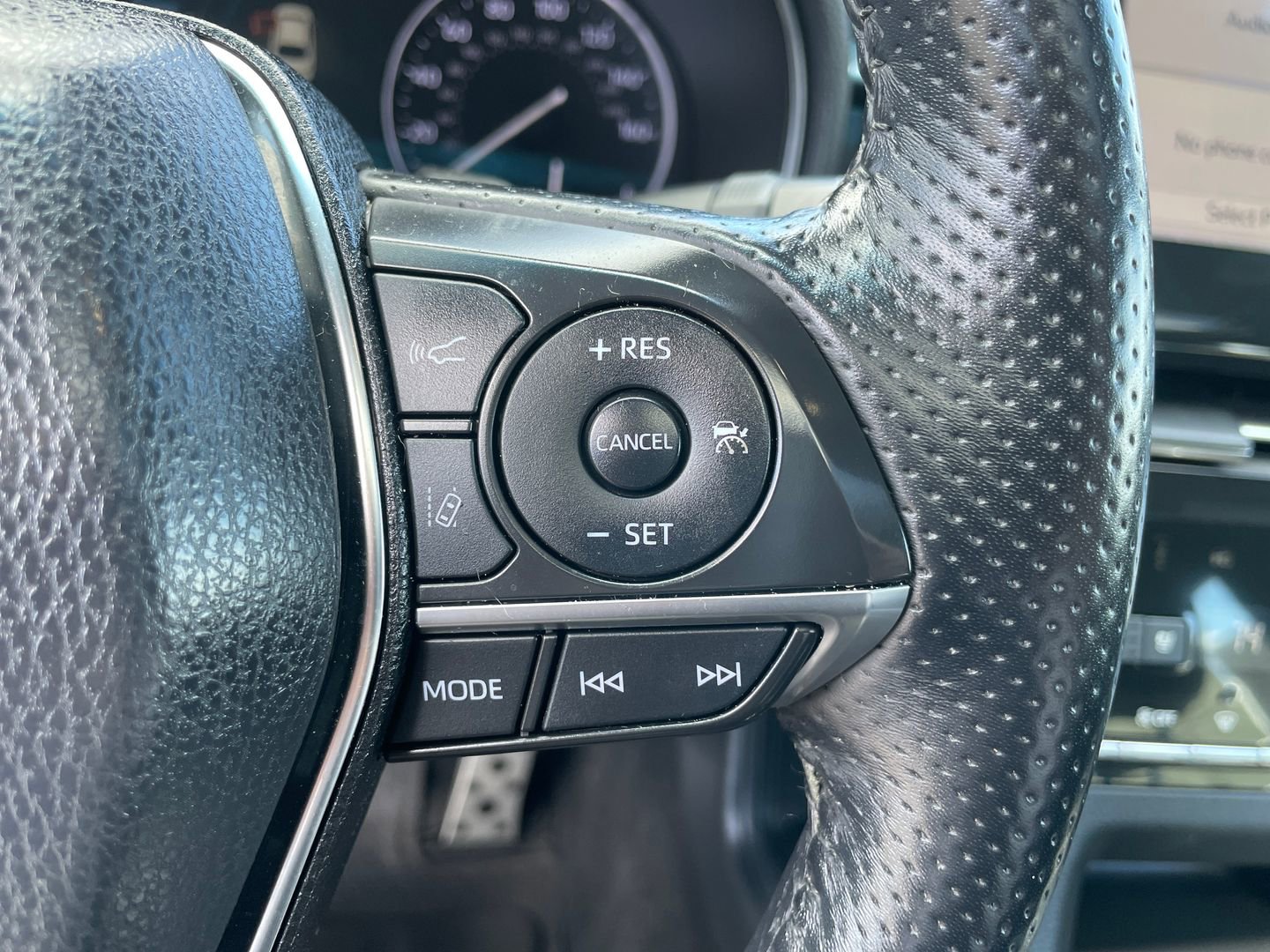 Certified 2019 Toyota Avalon Touring w/ All Weather Liner Package FWD image 25