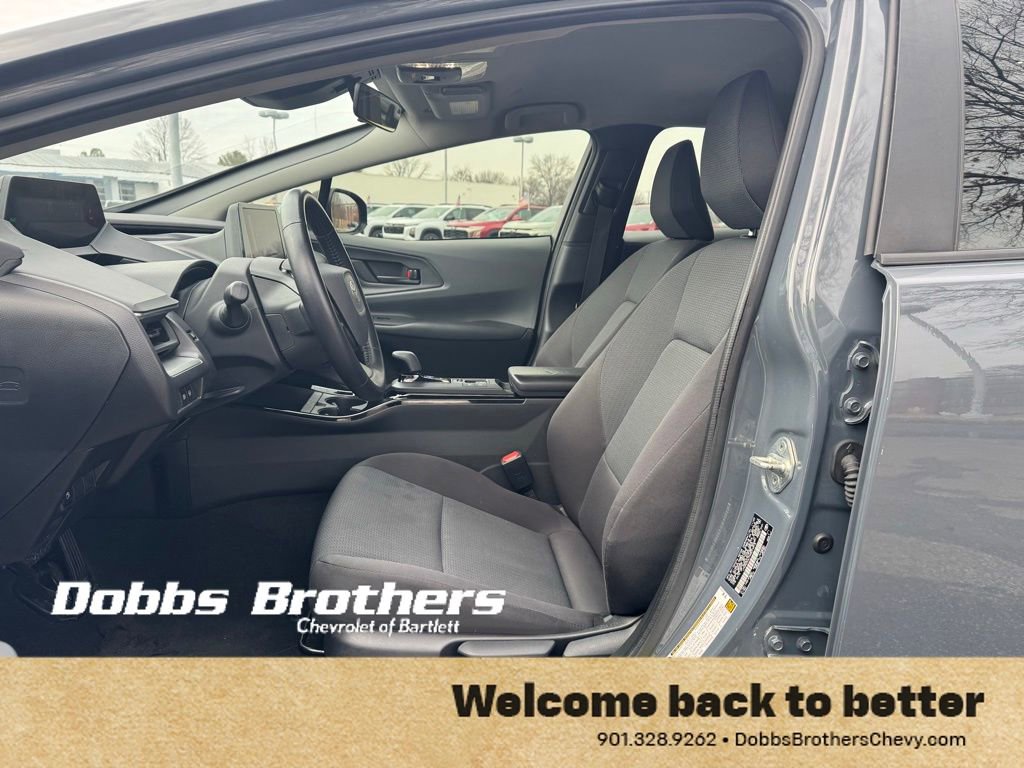 Used 2024 Toyota Prius LE image 10