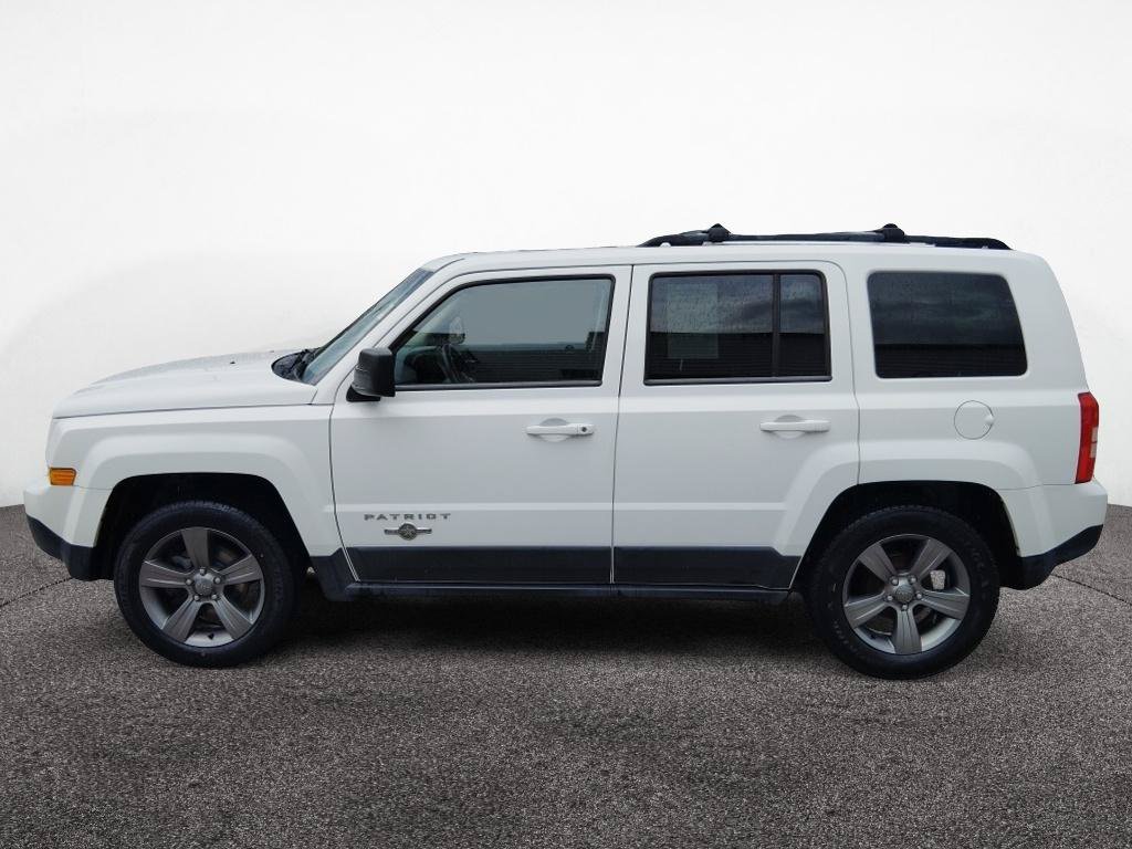 Used 2014 Jeep Patriot Latitude w/ Freedom Edition Package FWD image 4