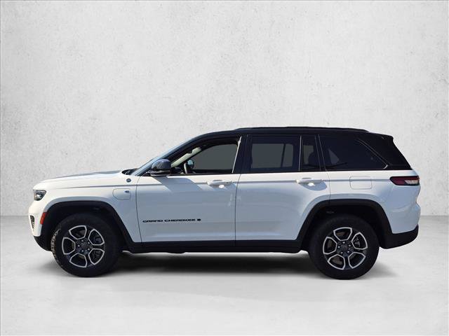Used 2022 Jeep Grand Cherokee Trailhawk AWD/4WD image 8
