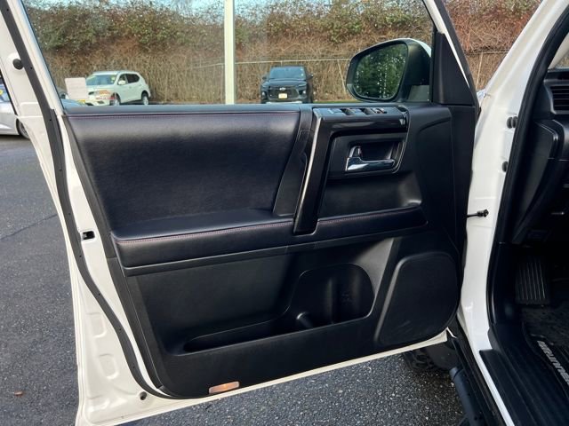 Used 2019 Toyota 4Runner TRD Off-Road Premium image 17