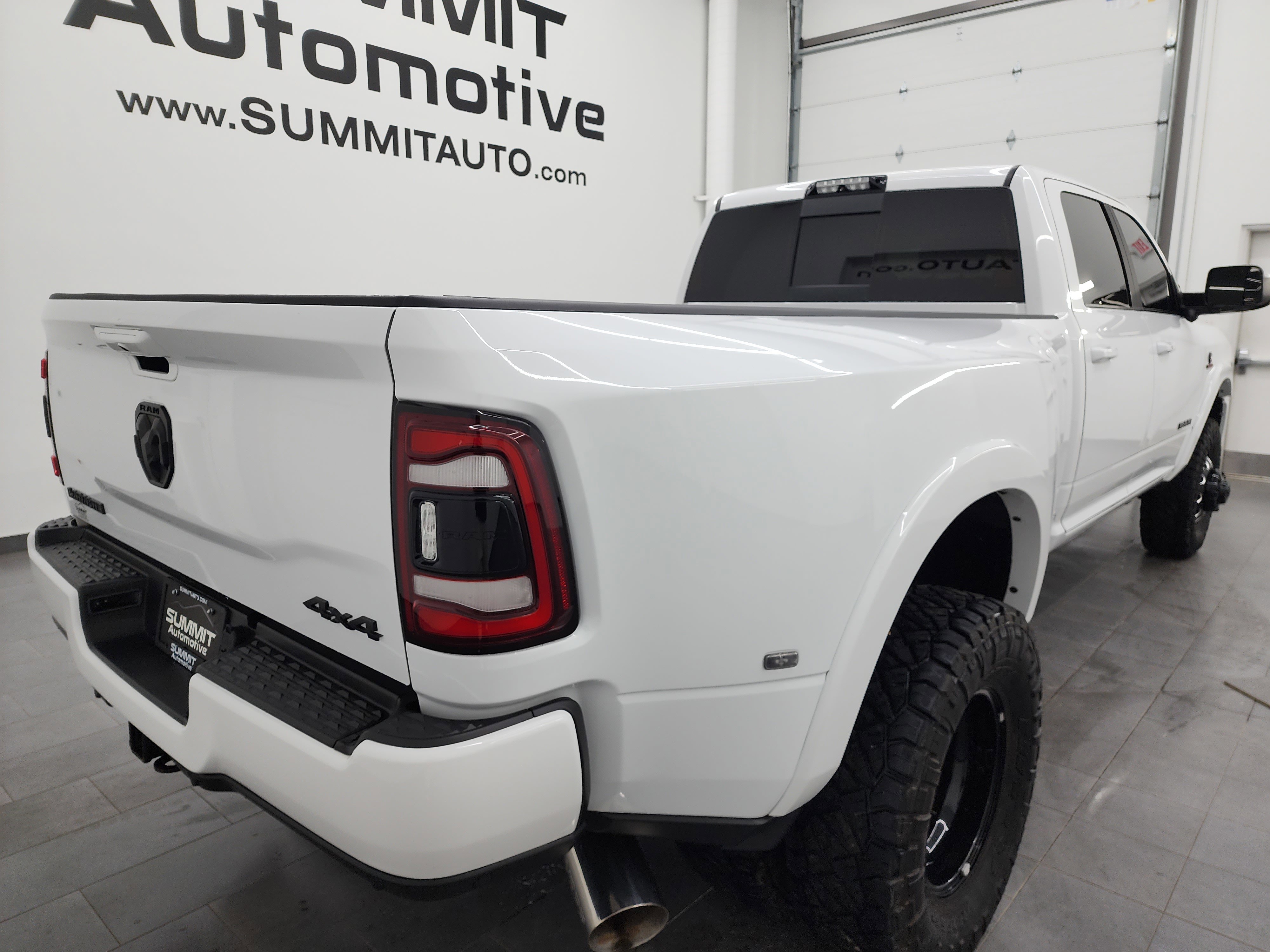 Used 2021 RAM 3500 Laramie w/ Night Edition image 4