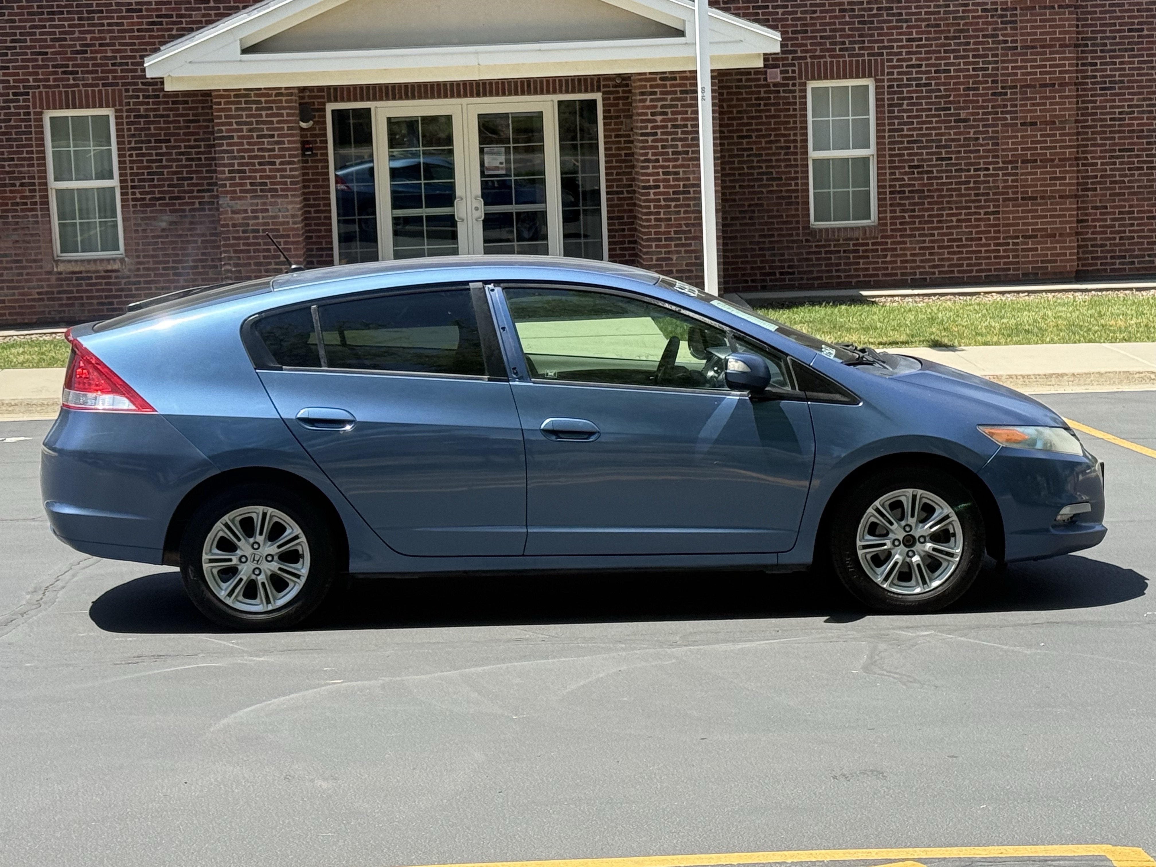 Used 2010 Honda Insight EX image 3