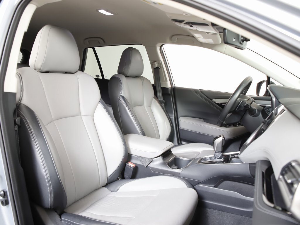 Used 2023 Subaru Outback Limited image 7
