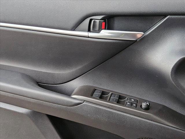 Used 2023 Toyota Camry LE FWD image 6