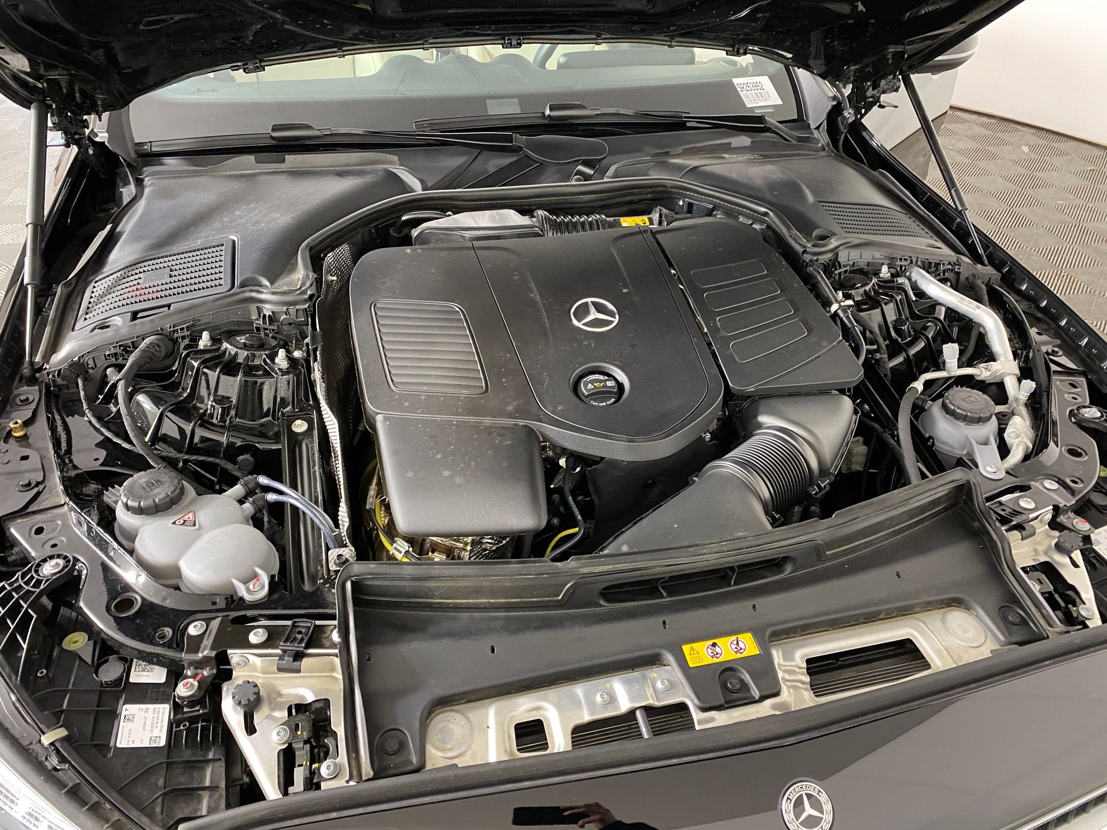 Certified 2025 Mercedes-Benz C 300 4MATIC Sedan image 28