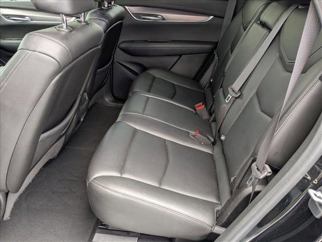 Used 2021 Cadillac XT5 Luxury w/ LPO, Illumination Package FWD image 18
