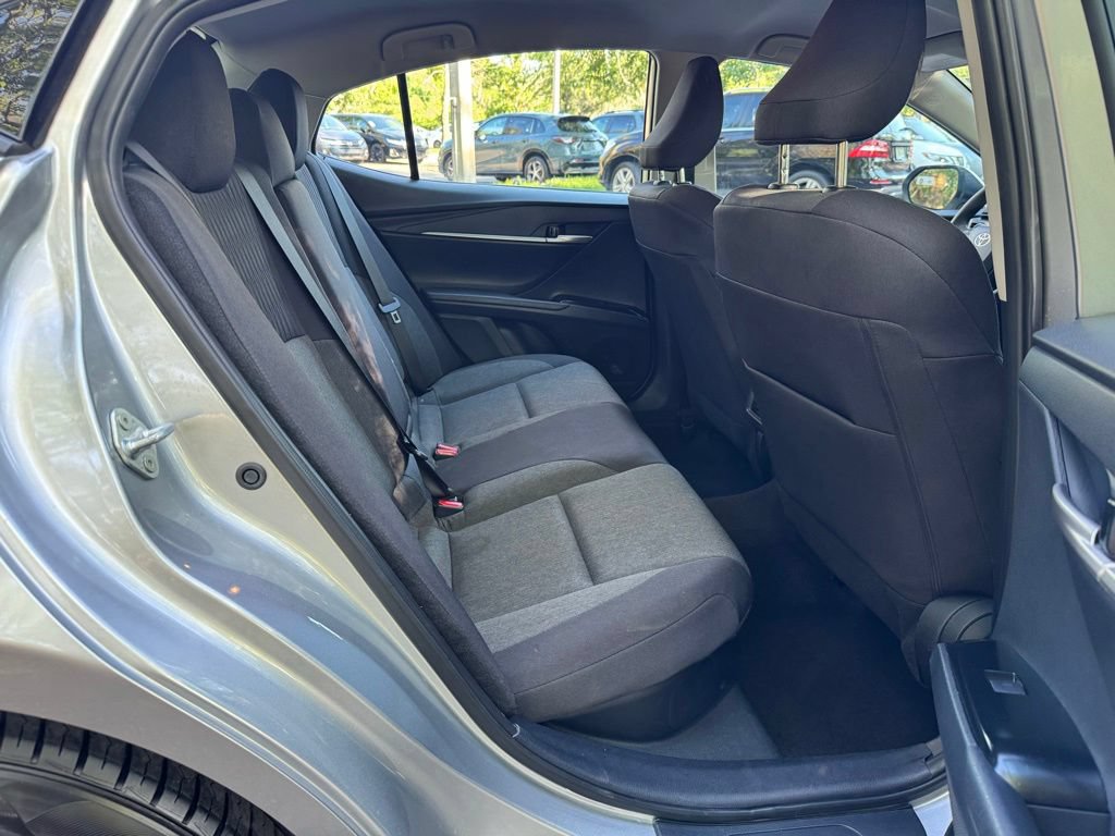 Used 2025 Toyota Camry LE FWD image 9
