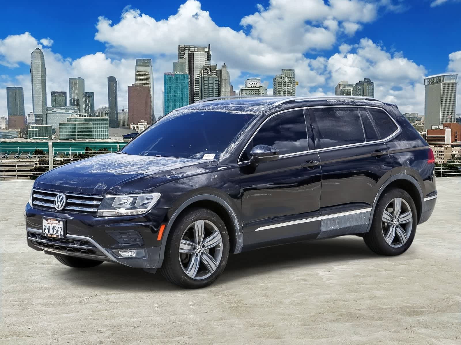 Used 2020 Volkswagen Tiguan SEL FWD image 1