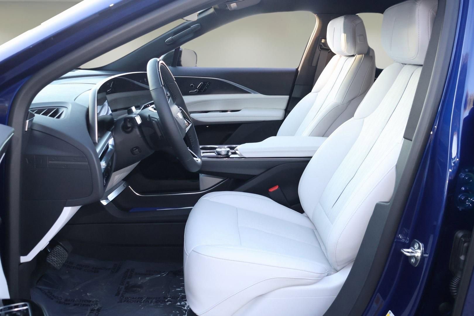 New 2026 Cadillac Lyriq Sport RWD image 13