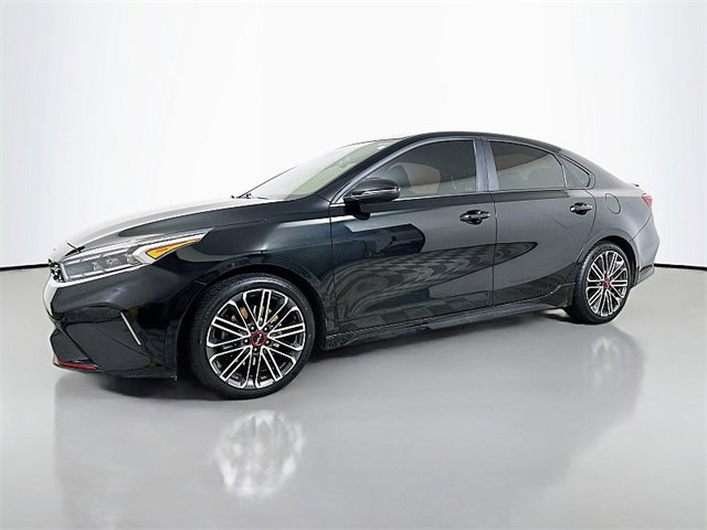 Used 2023 Kia Forte GT image 3