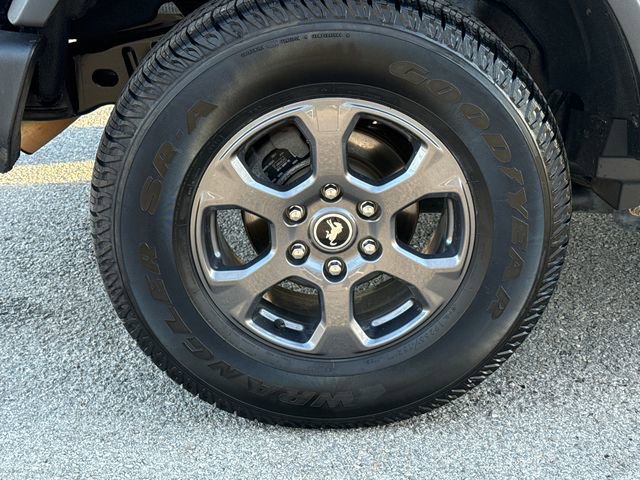 Used 2024 Ford Bronco Big Bend image 9