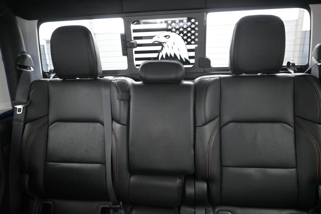 Used 2023 Jeep Gladiator Mojave w/ LED Lighting Group AWD/4WD image 15