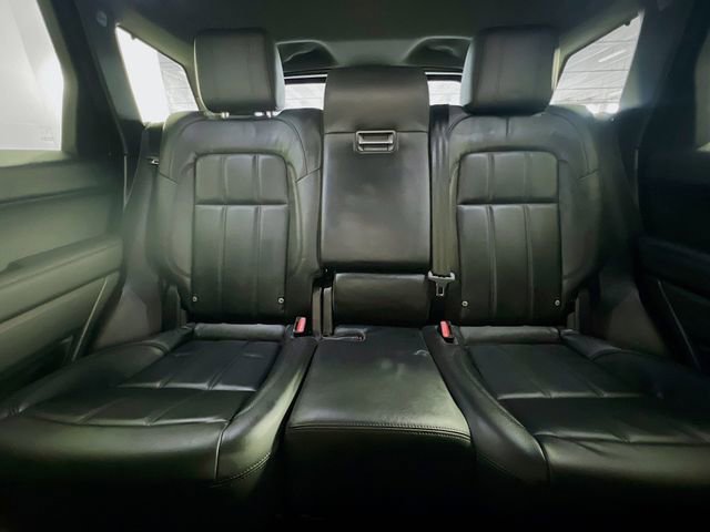 Used 2019 Land Rover Range Rover Sport SE image 26