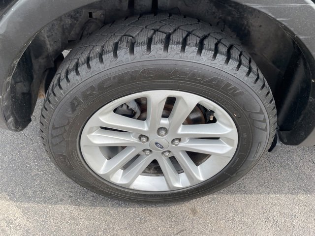 Used 2017 Ford Explorer FWD image 9