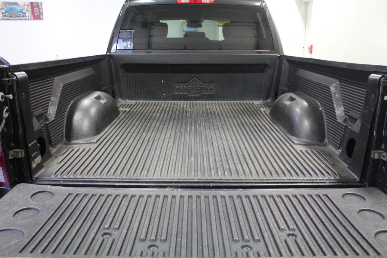 Used 2017 RAM 1500 Express image 25