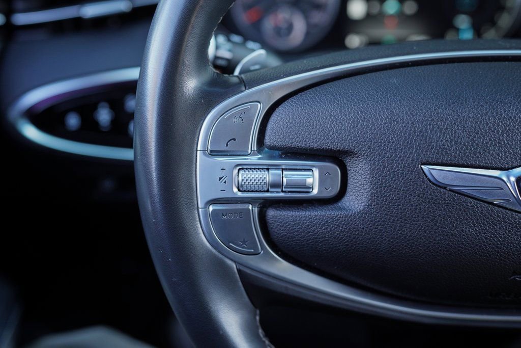 Used 2023 Genesis GV70 2.5T Select image 29