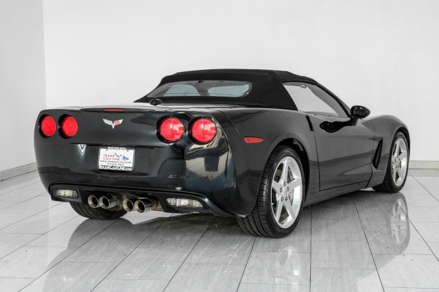 Used 2005 Chevrolet Corvette Convertible w/ Preferred Equipment Group RWD image 6