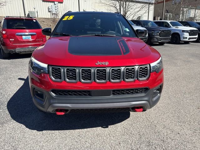 Used 2025 Jeep Compass Trailhawk w/ Trailhawk Elite Group image 8