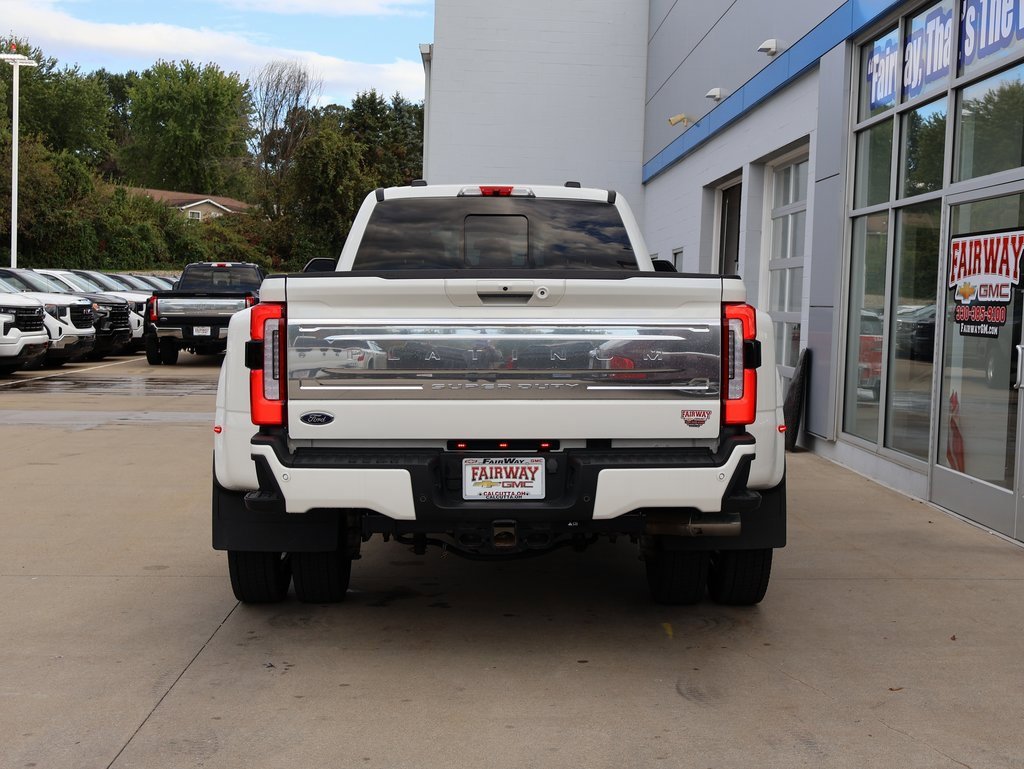 Used 2023 Ford F450 Platinum w/ FX4 Off-Road Package image 9