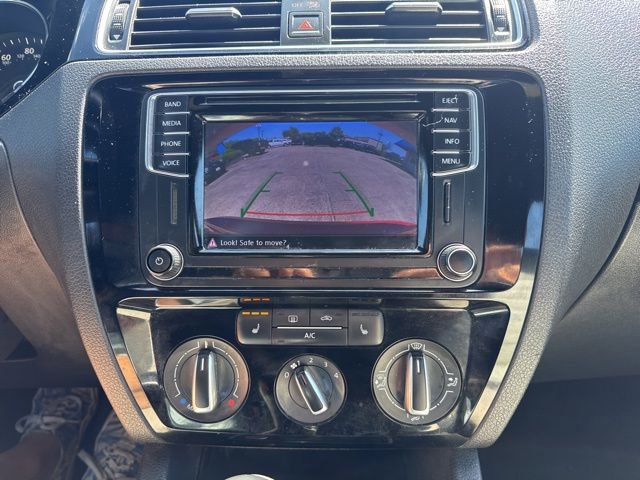 Used 2016 Volkswagen Jetta Sport image 24